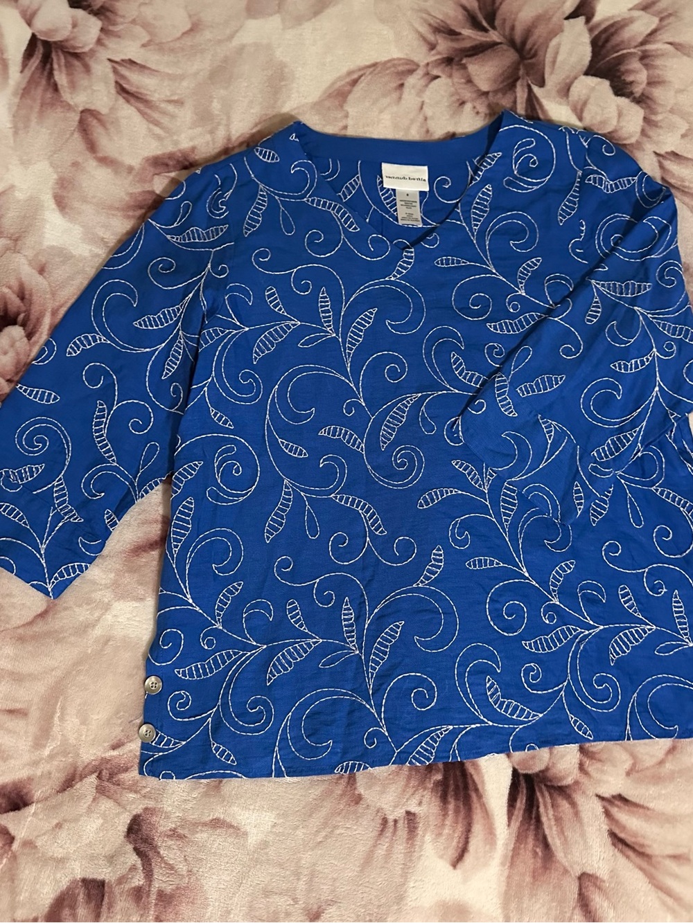 Alfred Dunner Blue Long-Sleeve V-Neck Top with White Swirl Print